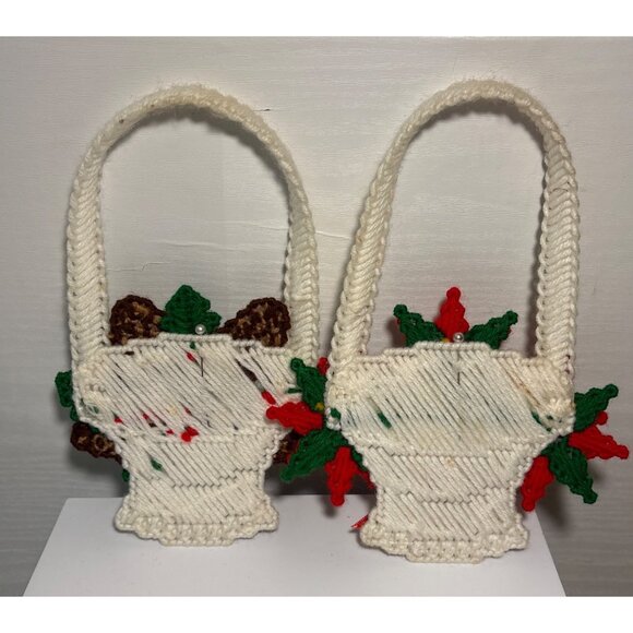 Pointsettia & Pine Cone Christmas Basket Door Knob Hanger Wall Plastic Canvas - Picture 6 of 6